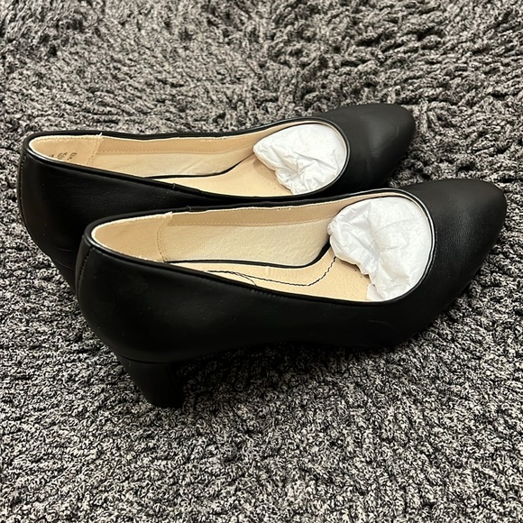 Life Stride GiGi Heels - Picture 7 of 11